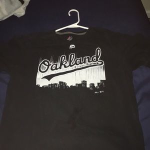 Black Oakland T shirt